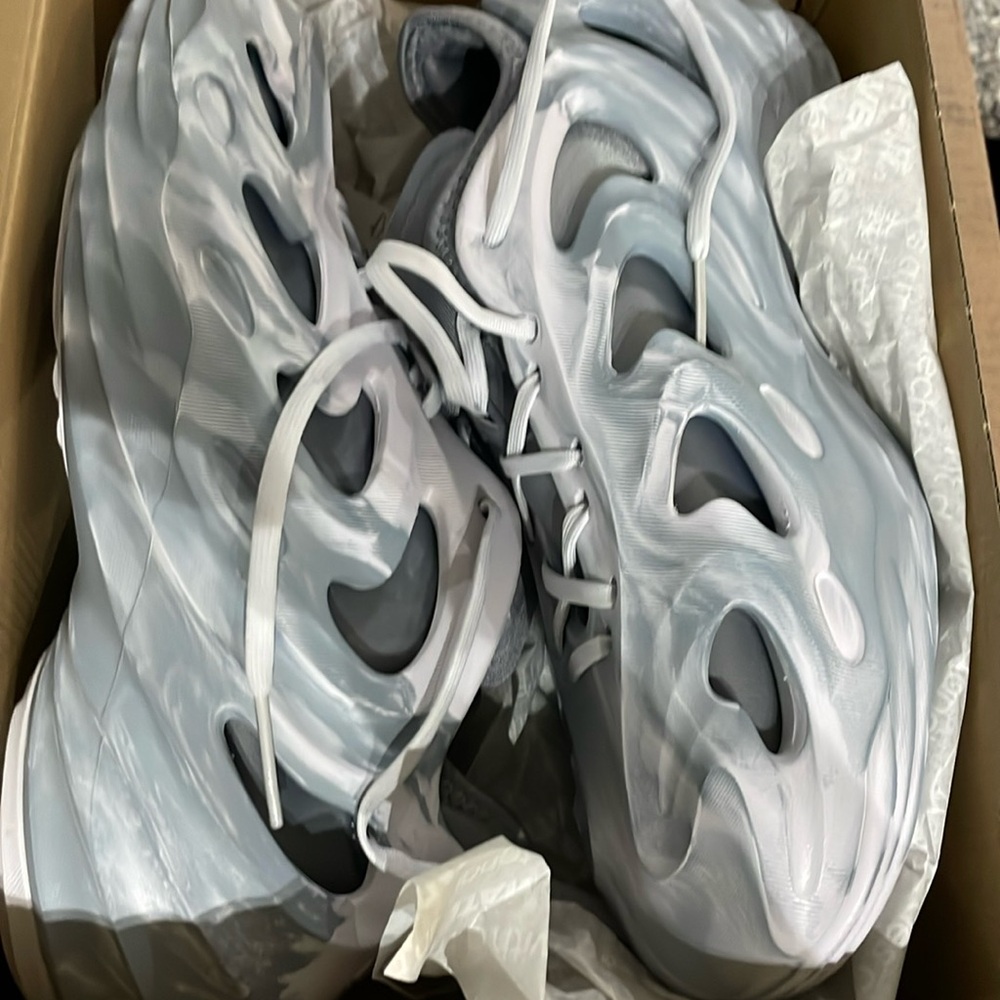 AdiFOM Q size 8 1/2